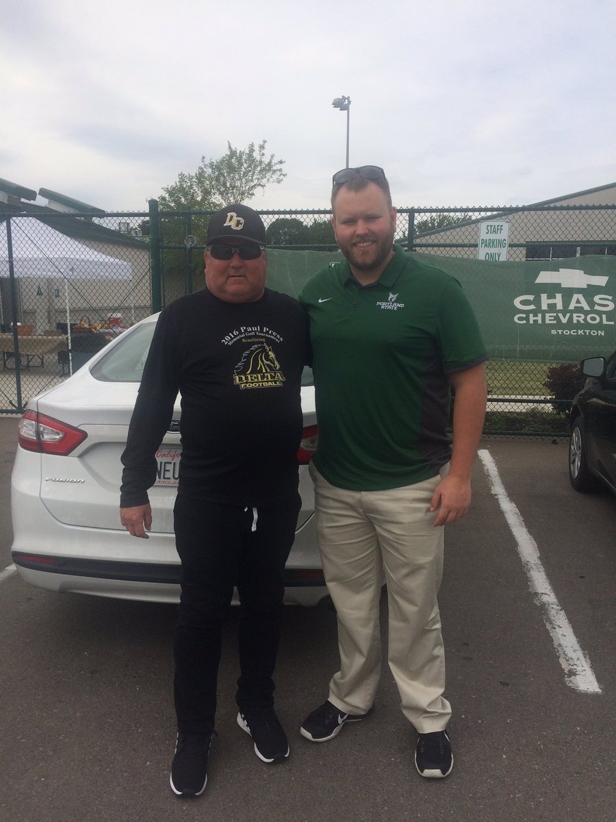 SJDCFootball's tweet photo. With Spring Ball officially over and finals underway the process doesn’t stop. Thank you @coreybatoon , @jason_diffee and @Coach_ScottyO for all checking in with our Mustangs and Coach Murray. Representing all D1’s @HawaiiFootball @OhioFootball @psuviksFB @UTEPFB #MustangNation https://t.co/coJLLKFGJe