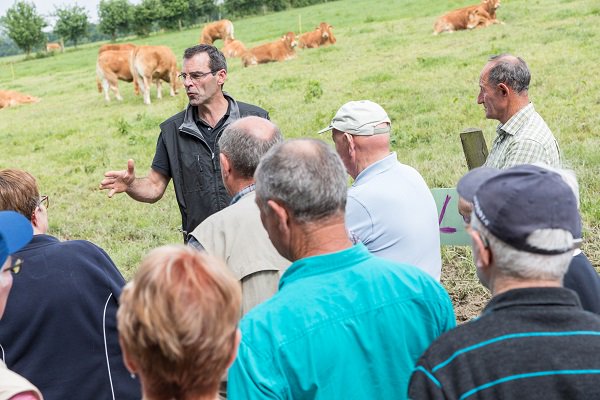 📣 Dans un mois, Tous à la Ferme !
Le dimanche 16 juin, 18 portes ouvertes vous feront découvrir l'agriculture bretonne
Programme sur agriculteurs-de-bretagne.fr/tous-a-la-ferm… #tousalaferme