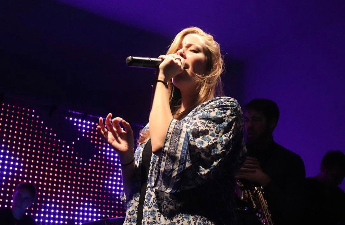 We are thrilled to announce our NEW LEAD SINGER! Anya Ross​, talented local vocalist who seriously knows how to bring the house down, will officially take the mic on July 13. 🤘👩‍🎤🎤🎶 Join us at Anya's Debut at <a href="/SaufHausDC/">Sauf Haus Bier Hall and Garten</a> on Saturday, July 13! facebook.com/events/2026935…