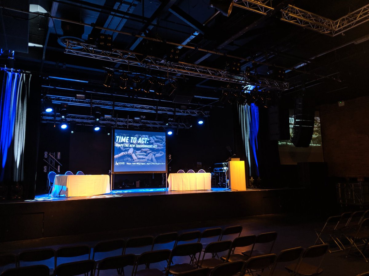 ulsu_wellbeing's tweet photo. Half an hour to go until our free panel discussion event on the Environment Act in @engineshed 🌍 
Speakers from @lincolnSU @UoLScience @lincolncouncil @LincsWildlife @iemanet and @enviro_ulsu! 👏 https://t.co/oqN7DgklVn