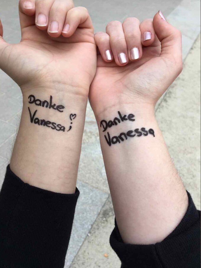 mika_5__'s tweet photo. Danke! @vanessamai #besteversion #onlyafewhours 😍😍😍😍😍🔜🔜🔜🔜
Danke, dass ich durch dich meine beste Freundin kennenlernen durfte @alinamai_ ❤️ https://t.co/0un3uSAZj6