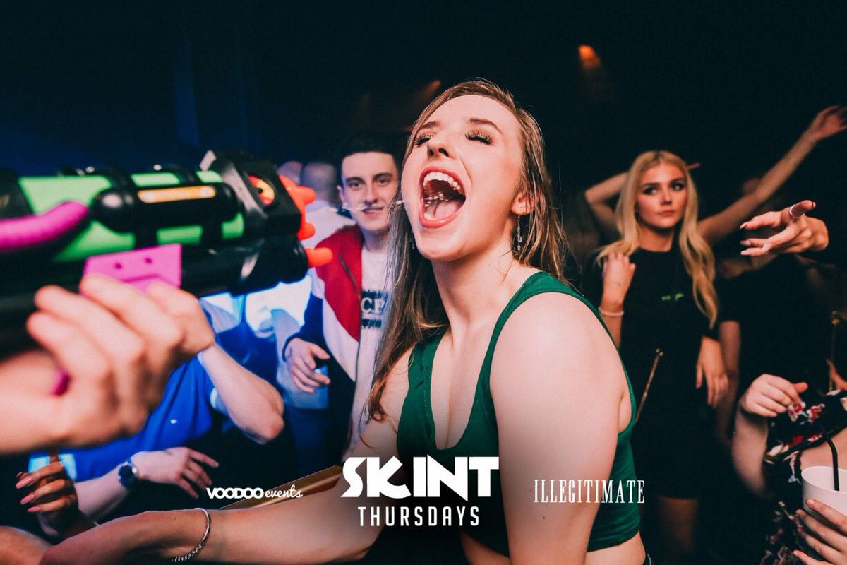 SkintNewc's tweet photo. #SkintThursdays Competition! 🎉🎉

Follow &amp; RT to win! 

5 Free Bank Holiday Tickets! 🎟
5 Turbo Buckets 🚀
5 Vodka Mixers 🍭
5 Free Entries + Q-JUMP 👀
5 Jäger Bombs 💣

5 Free entries to our VK rave this Saturday + 5 Free VKS 🙌🏼

Winner announced tonight at 7! ⏳ https://t.co/H63eh7VkkM