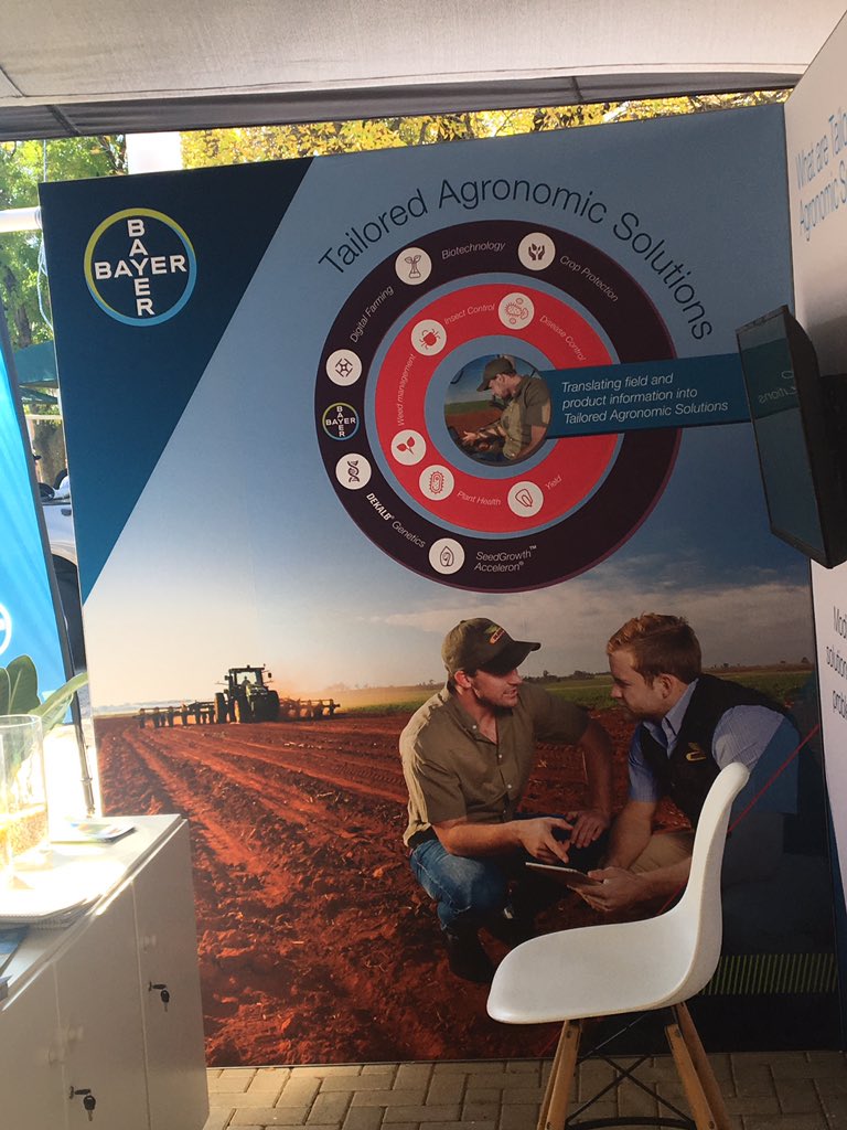 gadpt01's tweet photo. Insightful talk @Bayer4Crops, the eye opening continues.. #NAMPO2019 @FarmersWeeklySA @GrainSA @ChiwesheAndrew @lorenzo2634 @Rusere_Ronald @SuccessfulFarm @MatiengaMambo https://t.co/JH0IWP3Kbc