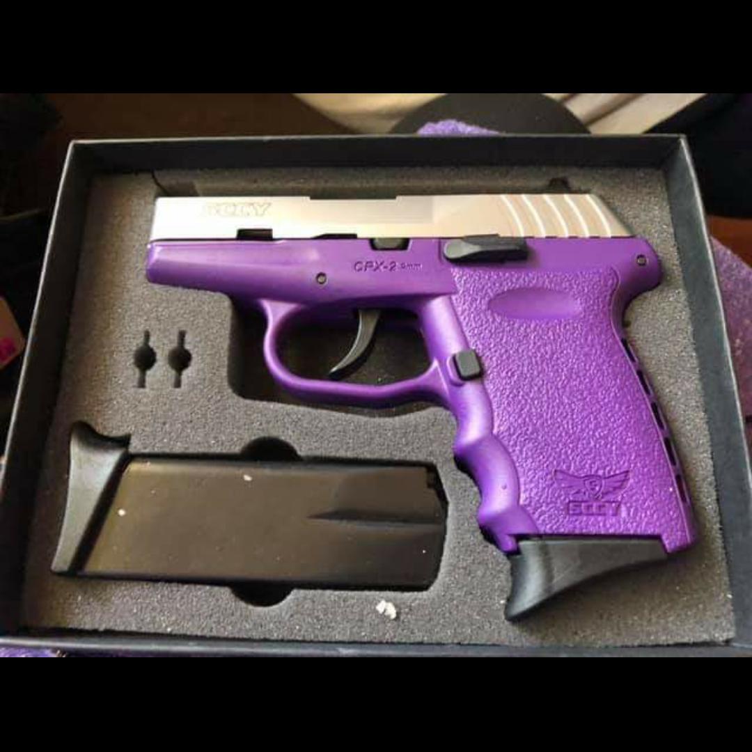 ScarletRose697's tweet photo. Yes please... #gun #guns #concelandcarry #purple #purples #purpleobsessed #everythingpurple #yes #yesplease #withpride https://t.co/U2w9XkwDOj