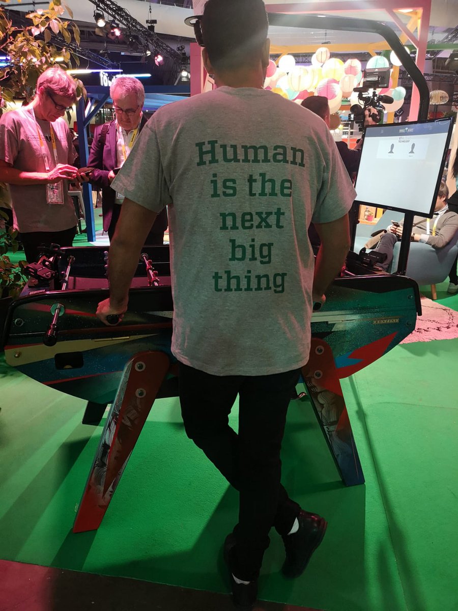 liveatmessage's tweet photo. π@anchelaele e @eporeda alle prese con @sensingfeeling al #VivaTech 2019 a #Parigi! Human is the next big thing? @VivaTech #messageontour #messageforgood #techforgood https://t.co/BBg5F1xy59