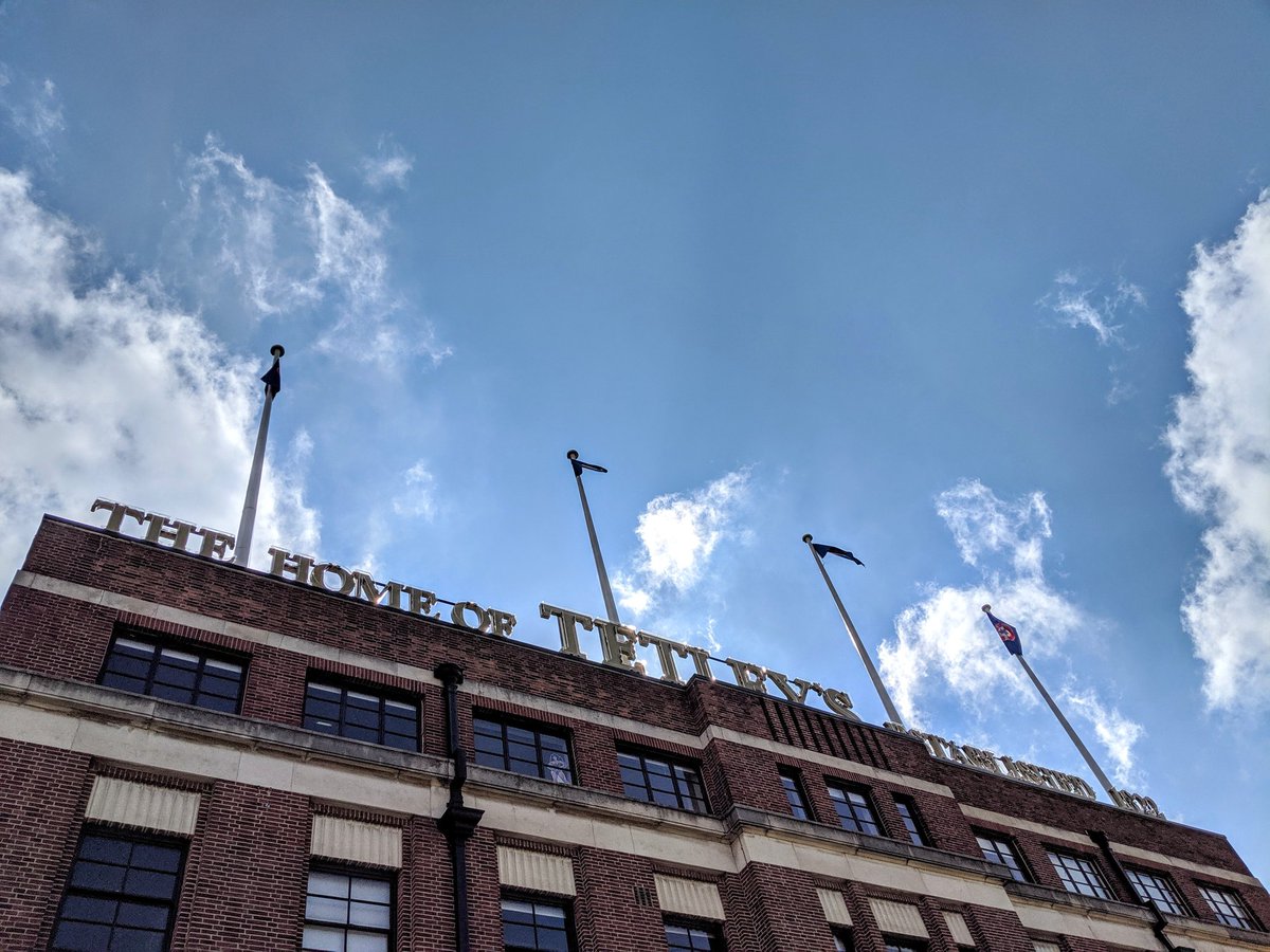 PTA_DAS's tweet photo. Great to be at the #Devonshires #DevsConf2019 'Changing Times in Social Housing' in #Leeds with @lloydpatman of @AireyMiller, George Stevenson of #activeplan and Kathryn Kligerman of #Devonshires at the amazing @The_Tetley venue!
@DMA_Architects https://t.co/VS4fGNkcKw