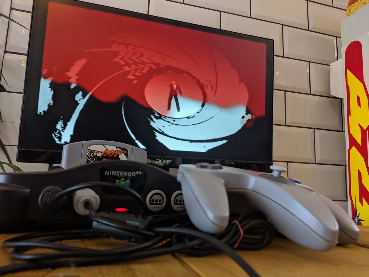 BDiddleys's tweet image. Another day another classic. Have to say, the controls have aged horribly 🤠