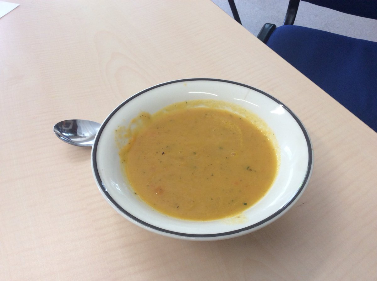 mcchtransitions's tweet photo. #soup #carrot and #coriander https://t.co/nsjaiE3jHv