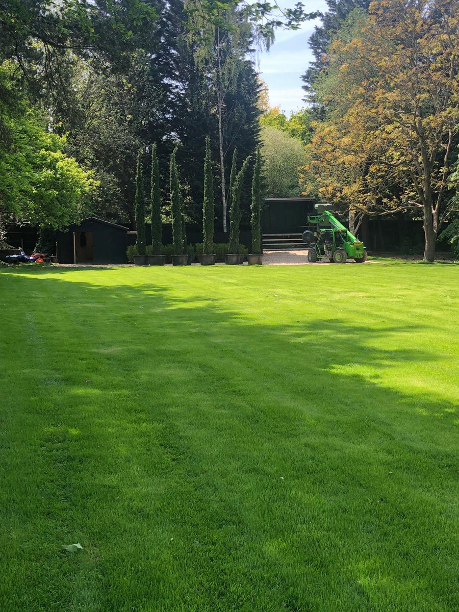 Inscapesonline's tweet image. Back down in Windsor this week maintaining new lawns and planting specimen trees in entrance #clientconfidence