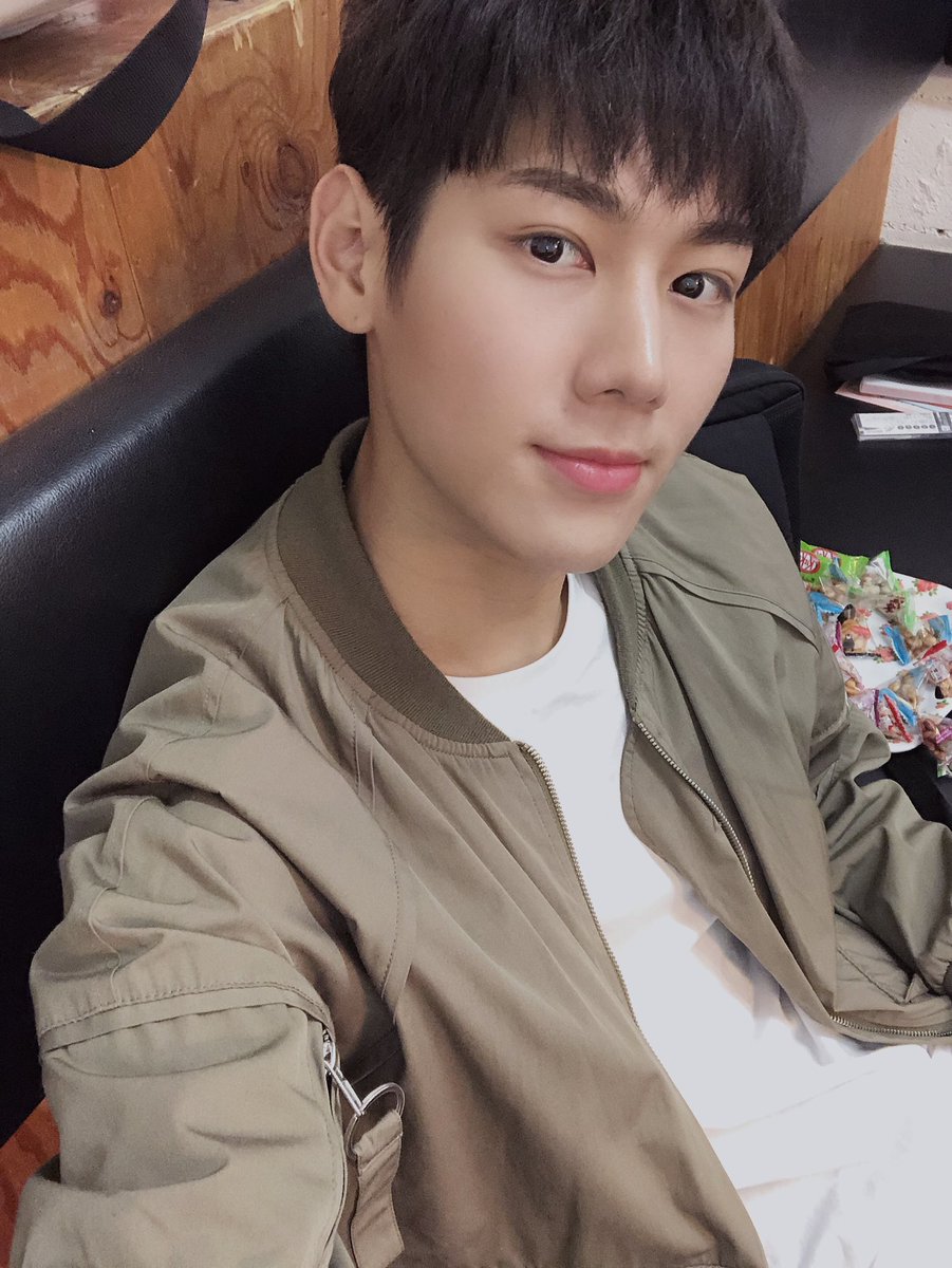 imfact_twt's tweet photo. #임팩트 #도쿄 #공연 #이상 #이프 https://t.co/84Xk0hBOtH