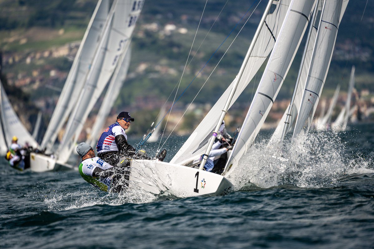 SailorsLeague's tweet photo. โฃ ๐ฎ๐น @diegonegri and Frithjof Kleen won the first race of day 2! ๐ฅ
โฃ ๐บ๐ธ @CayardSailing and Arthur Lopes finished second ๐ฅ
โฃ ๐ง๐ท @robert_scheidt and Henry Boening are third ๐ฅ
#SSLriva19 #StarSailorsLeague https://t.co/VLG7I8fXyb