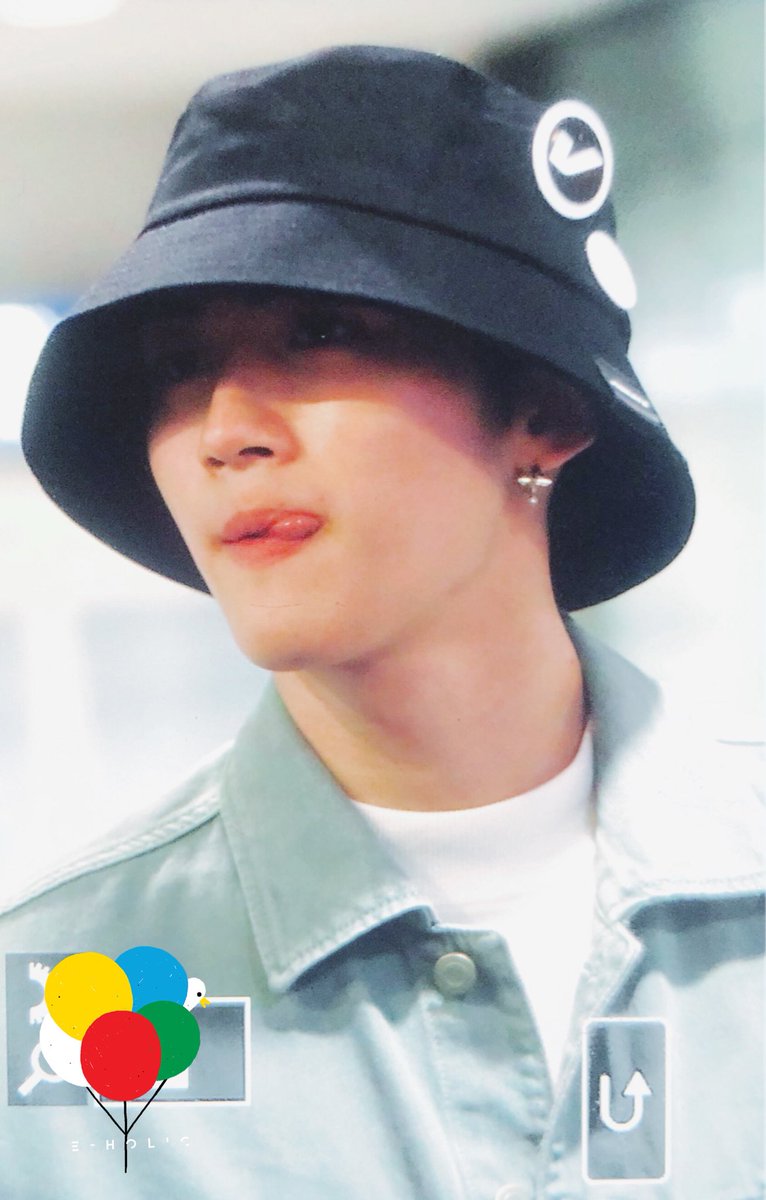 Eternal_holic_'s tweet photo. 190516 ICN 도착
#옌안 #YANAN #闫桉 #PENTAGON  #펜타곤 https://t.co/BTvkGqdsyS