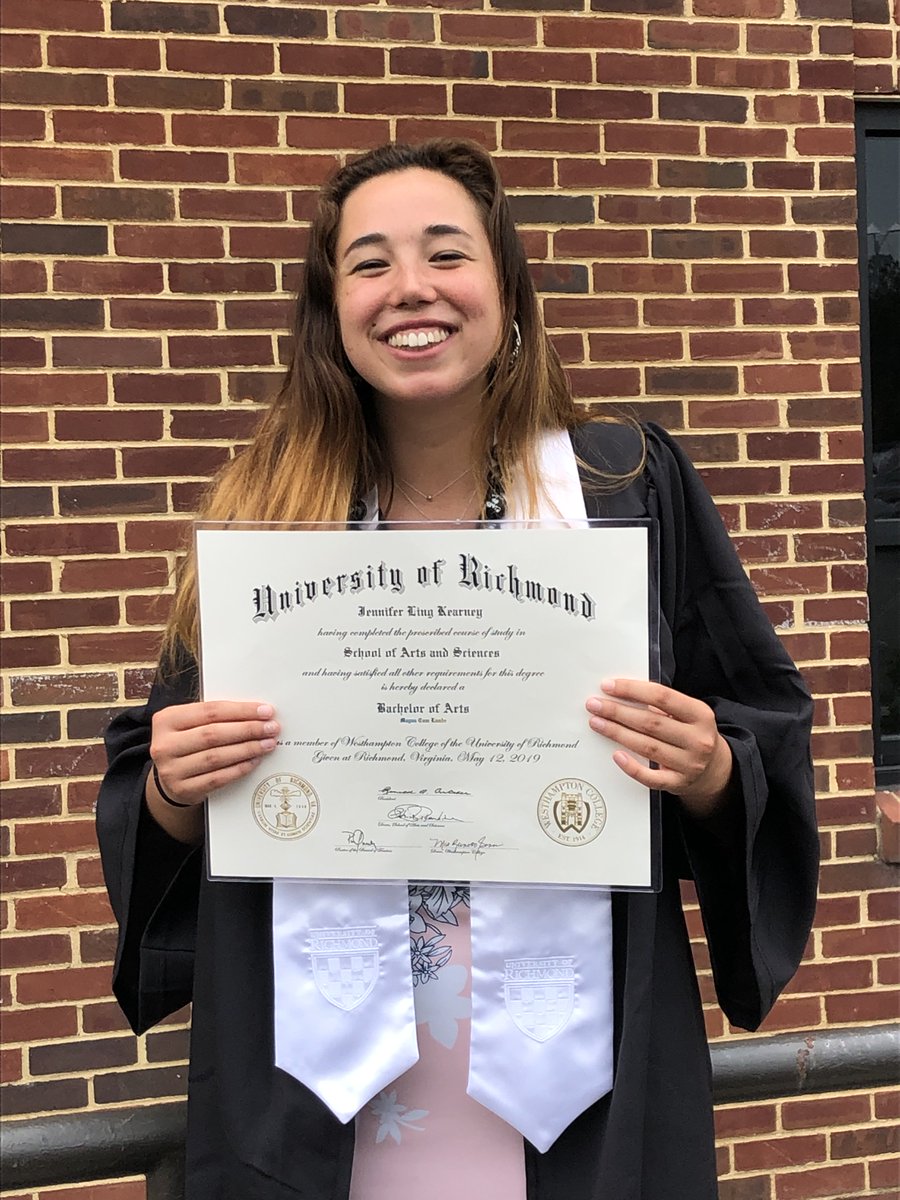 BeAGreenSpider's tweet photo. Congrats to our grads! Through the end of 2019, former intern Jenny will be working in the US doing nonprofit work. Starting in 2020, she plans to move abroad and use her degree in PPEL to support locally-led transitional justice initiatives.  #SpiderGrad2019 https://t.co/tjy0aKKqqv