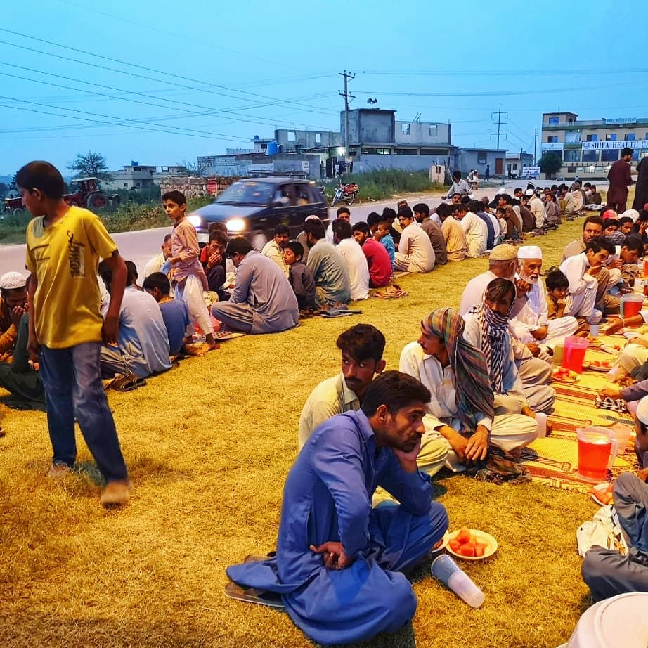 PakhealthcareC1's tweet photo. Ramazan Dastakhwan - Day 10
“No one has ever become poor by giving, It's not how much we give but how much love we put into giving.”
Please come forward and donate
#PHC #Islamabad #healthcareindustry #consultants #customizeservices #makeadifference #donatenow #Ramadankareem https://t.co/2vTcYEFIyx