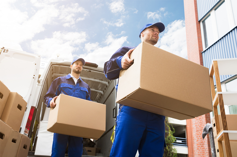 Top 15 Long Distance Movers in the US &amp; the Best Tips to Hire their Services ow.ly/nTCG50uaphV #Relocations #SmoothMoving #LongDistance