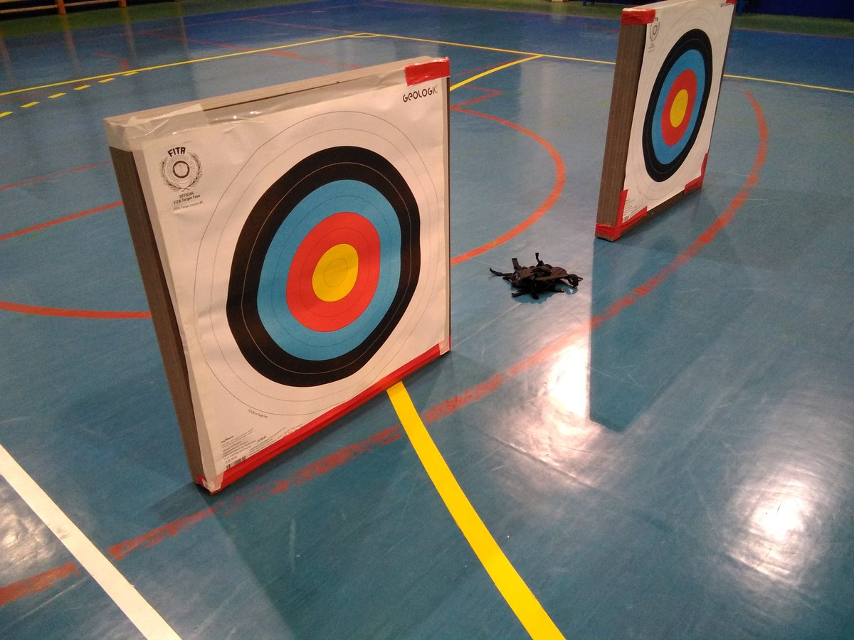 zecarlosperez's tweet photo. Maravillosa mañana la que hemos pasado gracias a @crmfSf @socpsf  Encuentro deportivo con alumnado de sexto. Deportes en silla de ruedas:Boccia, baloncesto y tiro con arco. Pero sobre todo: vivenciar y ponerse en el lugar de otros. Gracias https://t.co/yNgGreDF3P