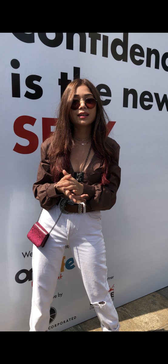 Indiamakeupshow's tweet photo. We had the best time with these beautiful girls at the India Makeup Show. Thank you for spending #2DaysOfYou, with us.

#IndiaMakeupShow #IMS #Bloggers #Makeup #MehakGhai #SanayaPithawalla #CaughtInACuff #TheCisterCo https://t.co/q1hq2lW4m7