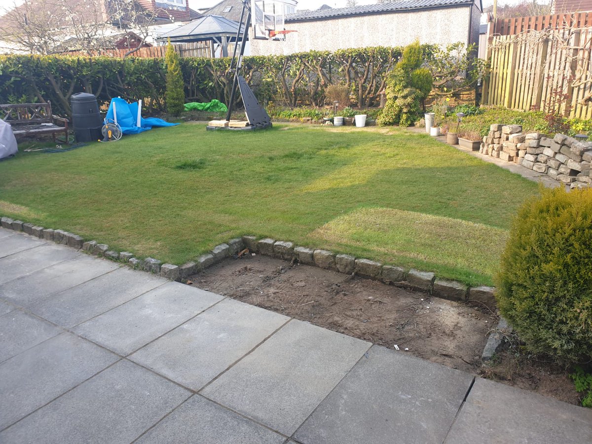 SDProjects's tweet image. Some before and afters of the S&amp;amp;D crew getting busy with some new driveways and lawns. Don't hold hold back on the opportunity for your driveways or lawns to look this good!😉