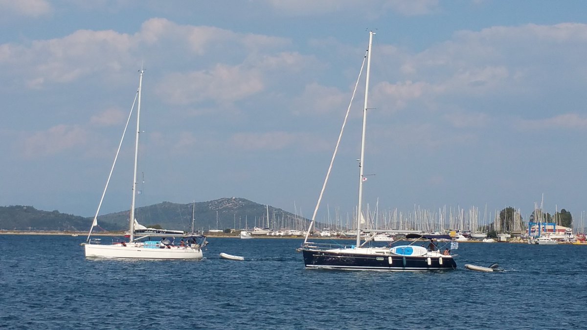 Η Ελλάδα είναι μια χώρα ευλογημένη με 16.000 χιλιόμετρα ακτογραμμής και  περισσότερα από 3.000 νησιά. Το ειδυλλιακό κλίμα της και οι φιλικές  θάλασσες κάνουν τη χώρα έναν ιδανικό προορισμό για το yachting και τα  θαλάσσια σπορ όλων των ειδών.
#TroposLife #UltraLife #DKGworld