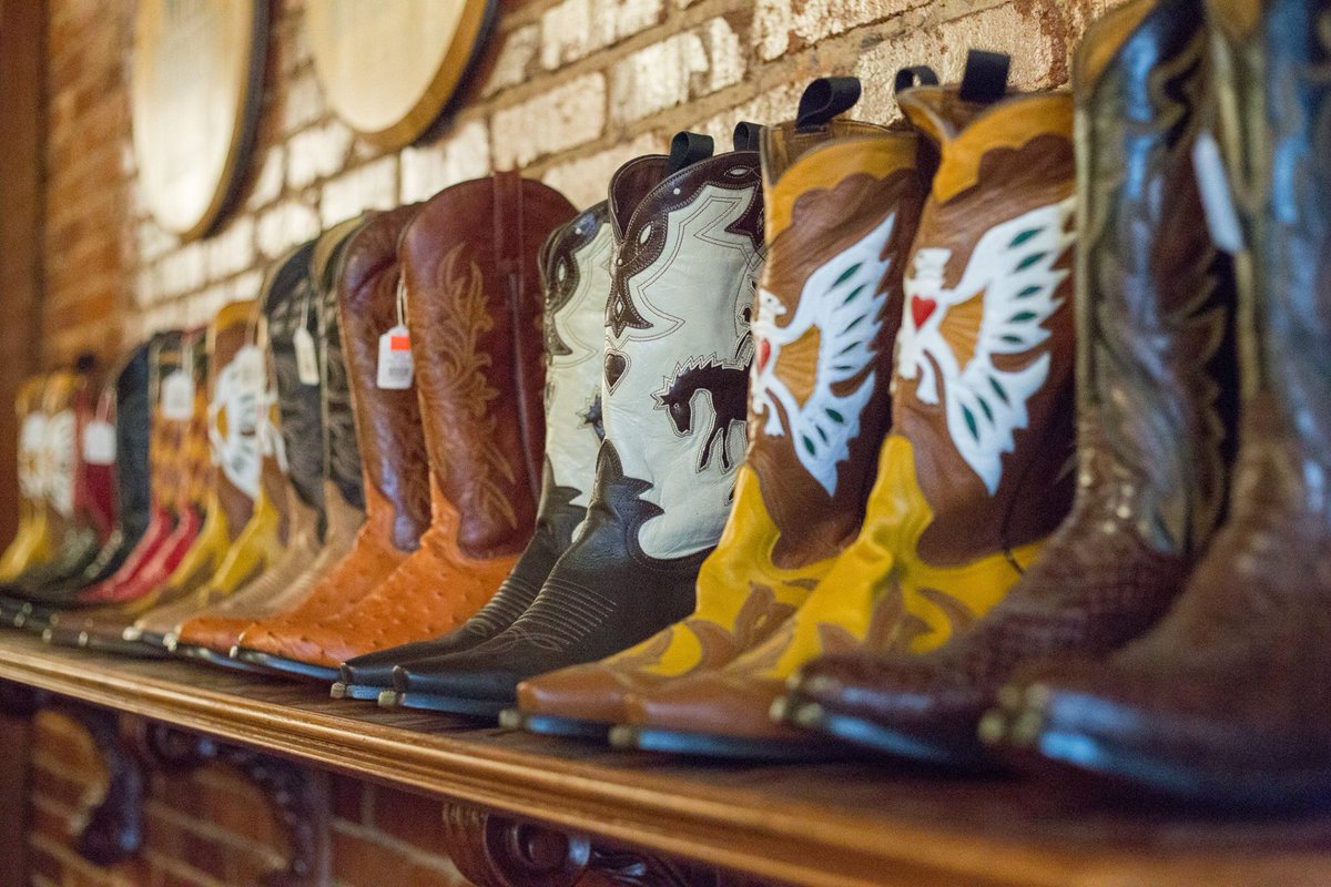 mcclintockOKC's tweet photo. Wet your whistle, keep your boots dry! 🤠
May as well come in and wet your whistle. We have the spirits to do the trick! #ThirstyThursday

#SeeOKC #StockyardsCity #TravelOK https://t.co/KOv1i17Mf3