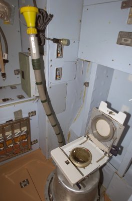 Astro_Clay's tweet photo. #ThrowbackThursday Today's work here on earth on our home's plumbing system reminds of those times the toilet broke in space. #CriticalRepairs https://t.co/ugPQiHgvnt