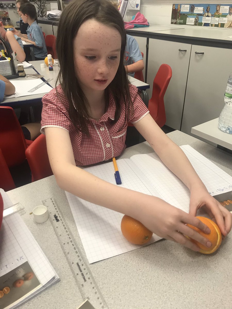 NewfoldYear4's tweet photo. We are using oranges to help us with fraction calculations. #fractions #practicalmathematics #mathsisfun https://t.co/CQHB06MMeQ