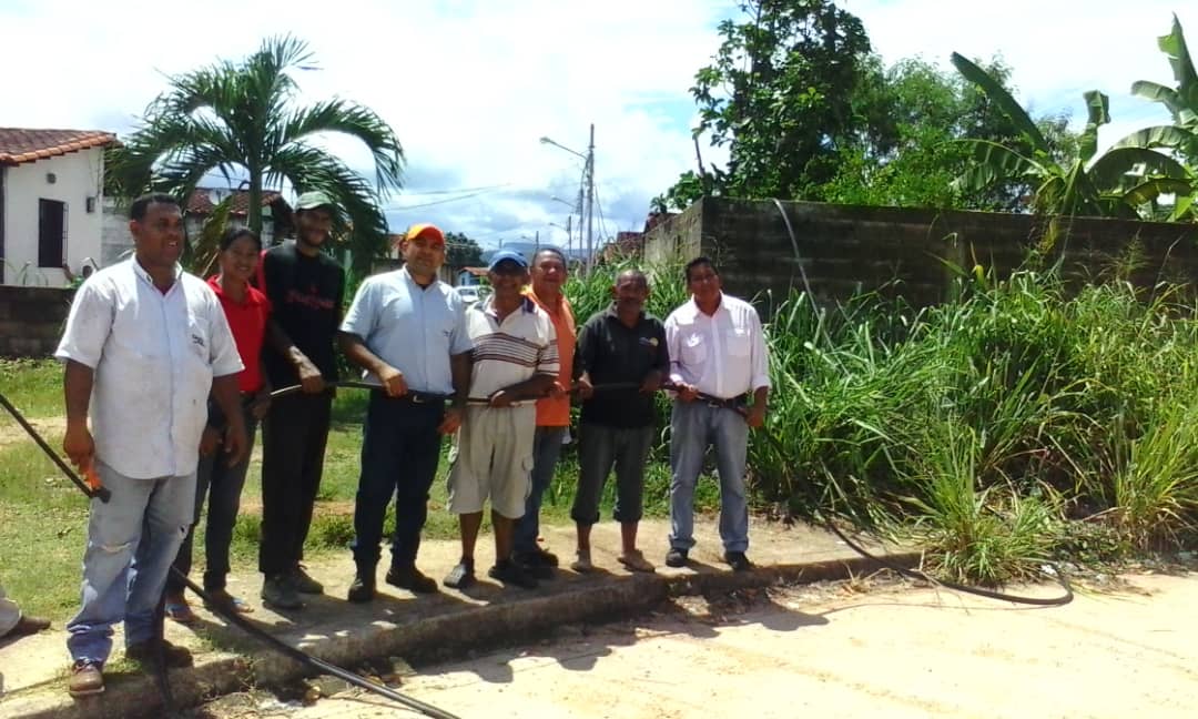 SoyNuevaPrensa's tweet photo. #Cantv restituyó servicios en urbanismo Cerro Autana - @SoyNuevaPrensa - https://t.co/tpHRgE2ZeV
#Atures #Internetaba #Movijnet #Robo #Regiones https://t.co/5a9SotZJsm