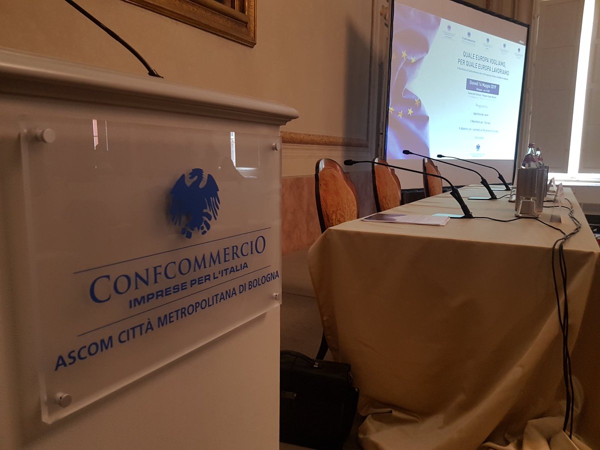 confcommercioer's tweet photo. É appena iniziata a Bologna la presentazione ai candidati al Parlamento Europeo il Manifesto “Quale Europa vogliamo, per quale Europa lavoriamo”  insieme alle Confcommercio del Nordest 🇪🇺

Diretta sulla nostra pagina Facebook

#confcommercio
#confcommercioincontra https://t.co/r6lNOttMMi