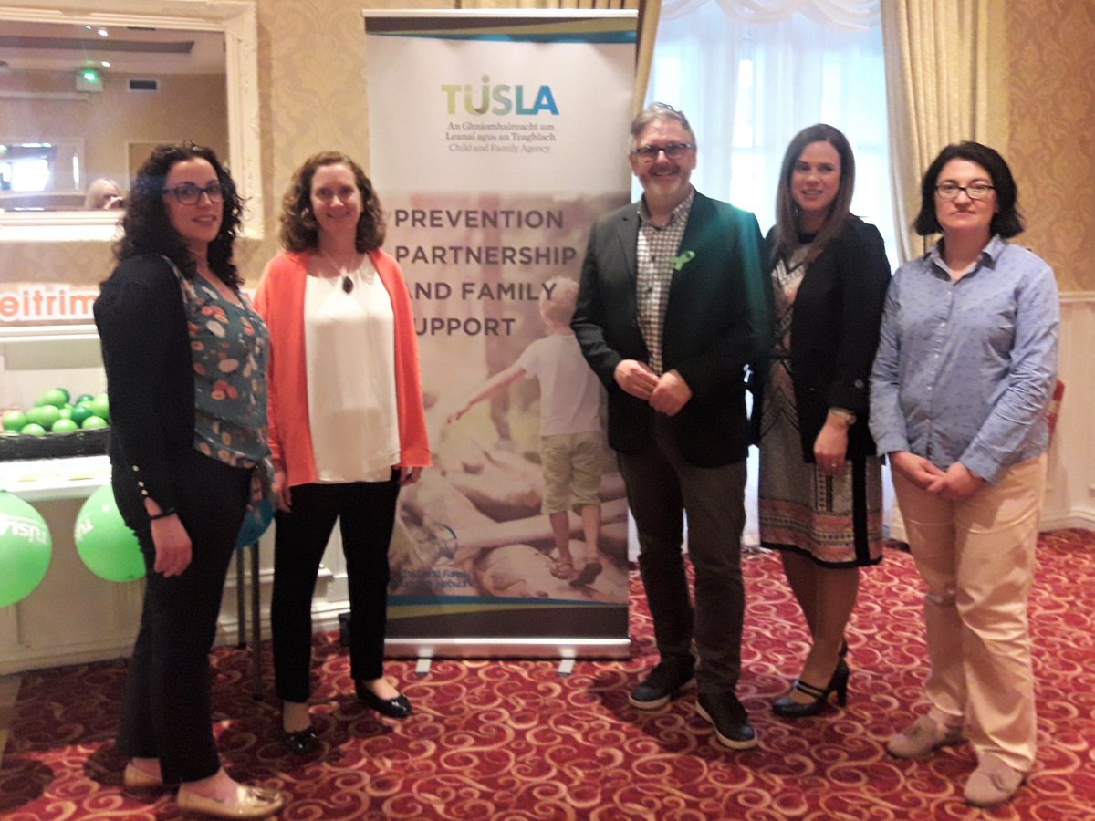 tusla's tweet photo. Dr Eddie Murphy delivered a truly excellent talk on the topic of Parenting: Top Tips &amp; Tools at The Bush Hotel, Carrick On Shannon on Tuesday as part of National Child and Family Support Week. For more events near you: https://t.co/nsTiajF4wg #ChildAndFamilyWeek @dreddiemurphy https://t.co/sJU4MNUZiA