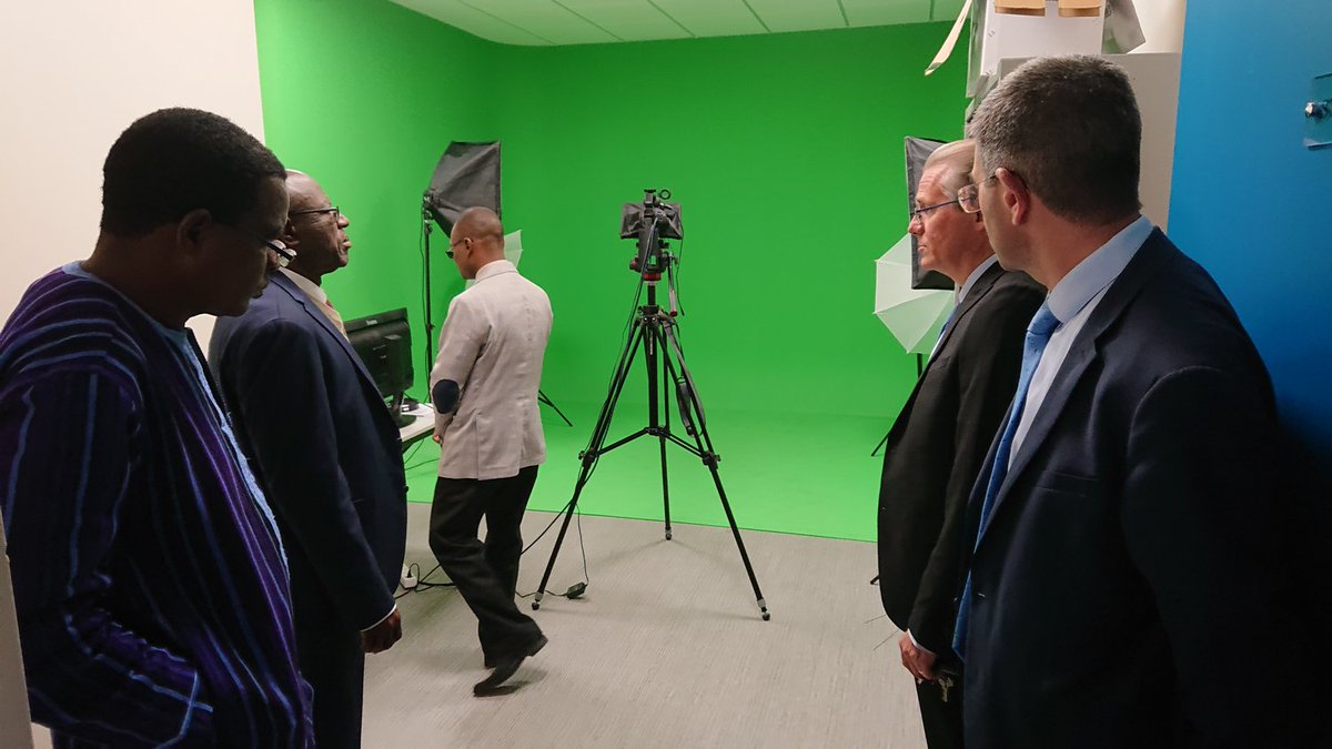 OI_Eau's tweet photo. Après la présentation des activités de l'@OI_Eau, une visite des installations techniques et pédagogiques du CNFME (@Formations_Eau), couvrant de nombreux thèmes (assainissement, pompage, régulation hydraulique, studio multimédia, etc.), a été proposée https://t.co/Ladf4Qg5wR https://t.co/uMsbJOcxsz