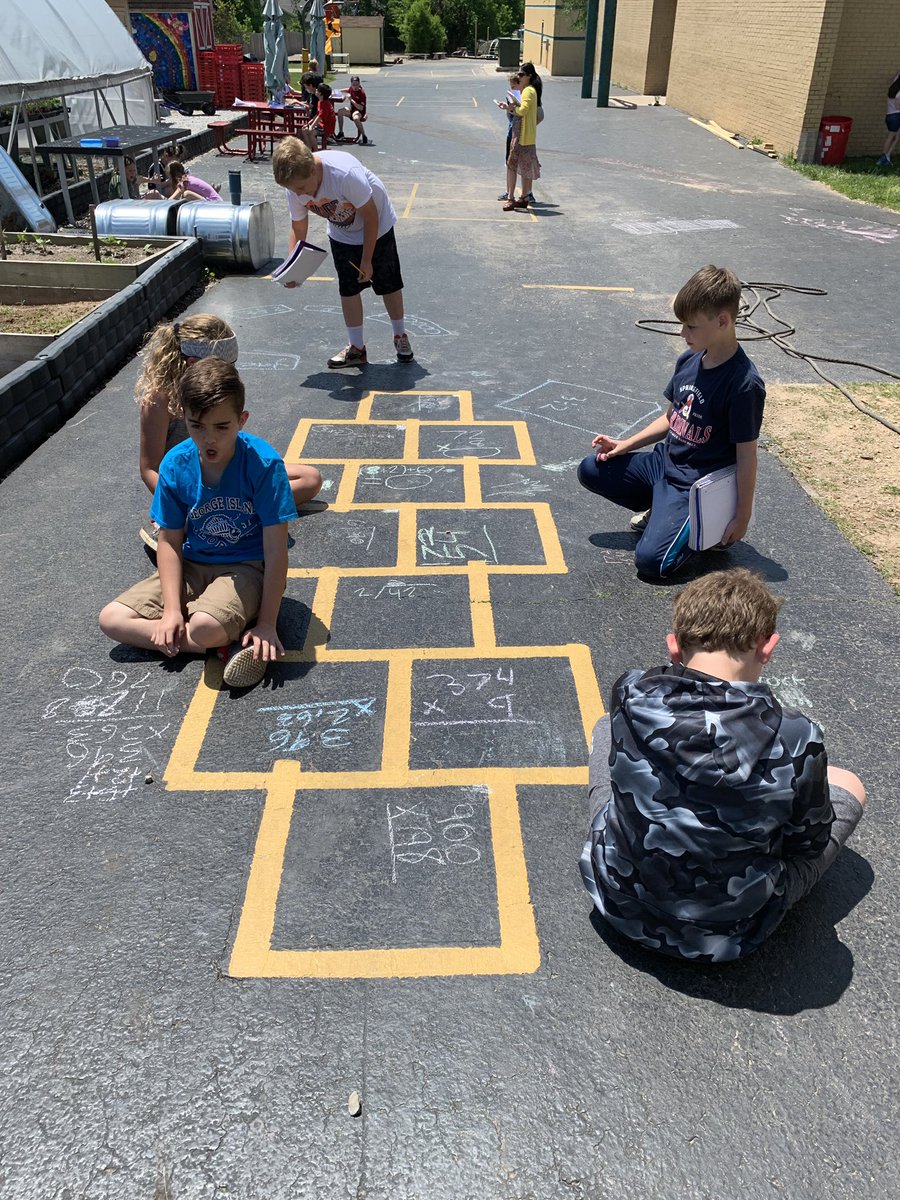 jtsdnixa's tweet photo. Math Hopscotch in #Wilson5th. Kids made up their own math problems from the year’s lessons. When they land in a square, have to solve it! Up next: Mental Math 4-Square! https://t.co/Pbv3Vz8pxj