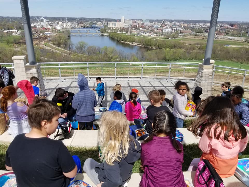 the 2nd grader's are at the land fill learning what trash dose and were it go's!!#heights4kids
