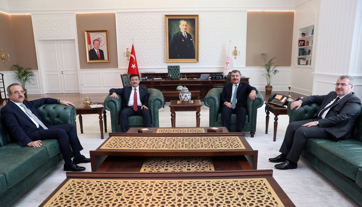 AK Parti Genel Başkan Yardımcımız ve İzmir Milletvekilimiz Sayın Hamza Dağ ile sağlık politikalarımız üzerine fikir alışverişinde bulunduk.