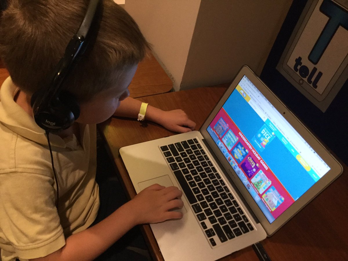 K Ss cherishing childhood by playing games and learning some mouse skills in the Idea Lab <a href="/HarrisKellyK/">Harris Kelly K</a> #trinitylearns