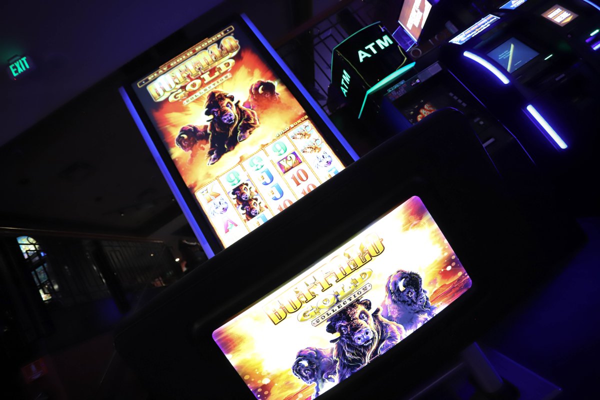 SaratogaBlkHawk's tweet image. The Buffalo Machines have been running people over with jackpots lately 🤑 will you become its next "victim"? #jackpot #buffalogold