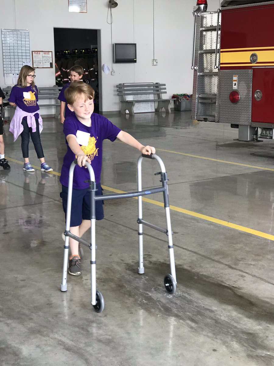 jwilson616's tweet photo. Enjoying our morning at the Hanover Hospital Student Health Fair! So far we’ve learned about when to call 911, people who have to use devices to help them get around, when to use CPR, proper exercise routines, and staying safe around insects! #vinkingsma https://t.co/XBrHUxfHon