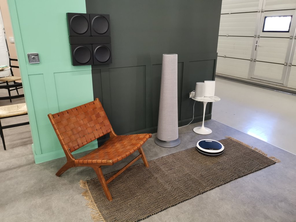 dangrabham's tweet photo. Some of the smart home tech on display at #plugintoexertis - this house has a lot of cameras. https://t.co/9JaTfy4Ph4