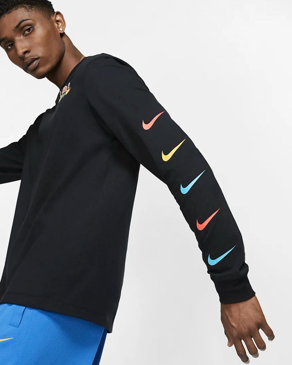 nike kyrie friends long sleeve