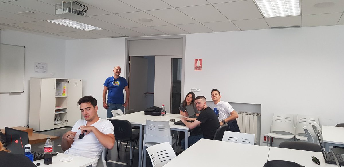 Sempatika tweet media