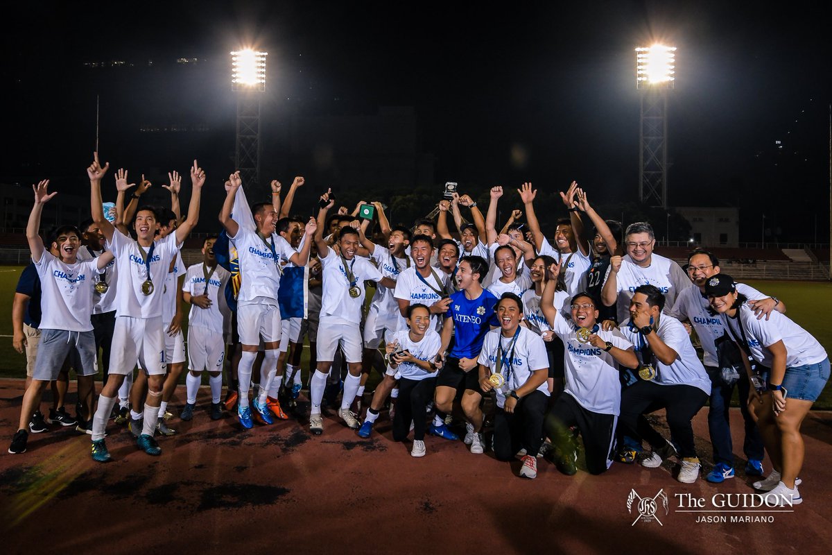 TheGUIDONSports's tweet image. Jarvey Gayoso and Julian Roxas came up big for the Ateneo Blue Eagles who defeat the DLSU Green Archers en route to the UAAP Season 81 Men’s Football Championship.
tgdn.co/2E7J1H1
