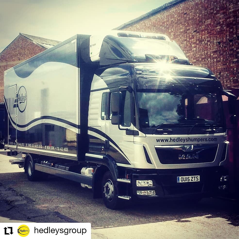 Here’s the 2nd Hadley’s Cab &amp; Chassis in silver, metallic black &amp; grey. It'll look soooo good with the trailer 🤩 <a href="/HedleysGroup/">Hedley's Group</a> <a href="/Checkatrade/">Checkatrade</a> <a href="/DAFTrucksUK/">DAF Trucks UK 🇬🇧</a> <a href="/PPGRefinishUK/">PPG Refinish UK & IE</a> #cars