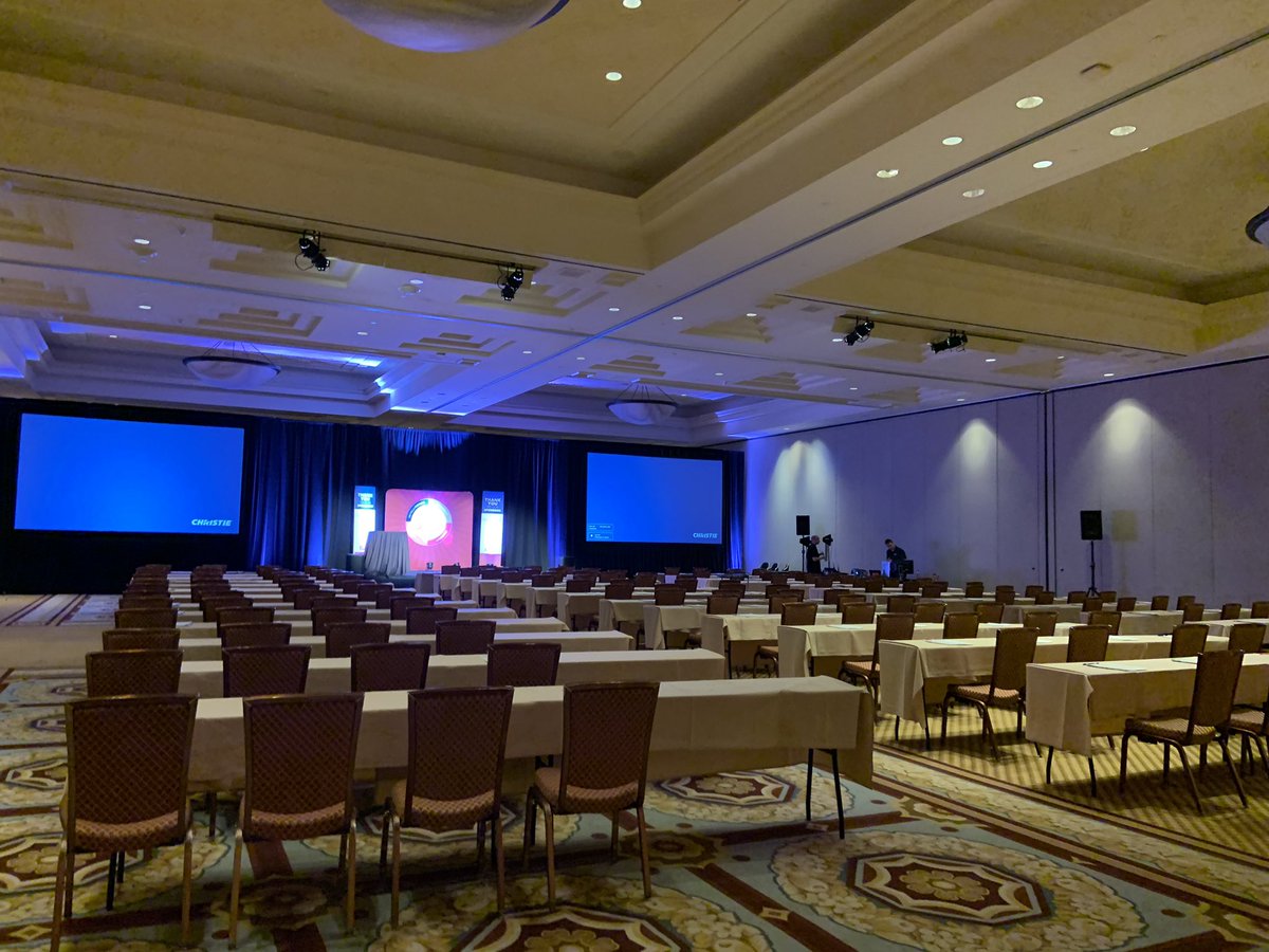 MarshBerryInc's tweet photo. Good morning from MarshBerry 360 in Las Vegas! #MB360 #ThinkDifferently https://t.co/pCAL3pphVw