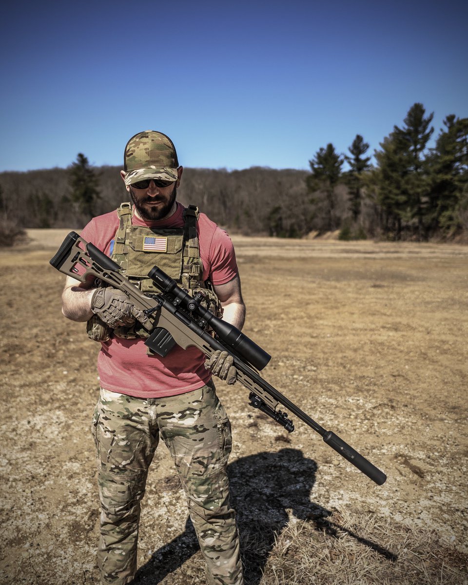 TCArmsCo's tweet image. Are you ready to make that long shot with the Performance Center® T/C® LRR? #TCarms #LongRangeRifle #RangeDay @Performance_Ctr @GemtechSilencer