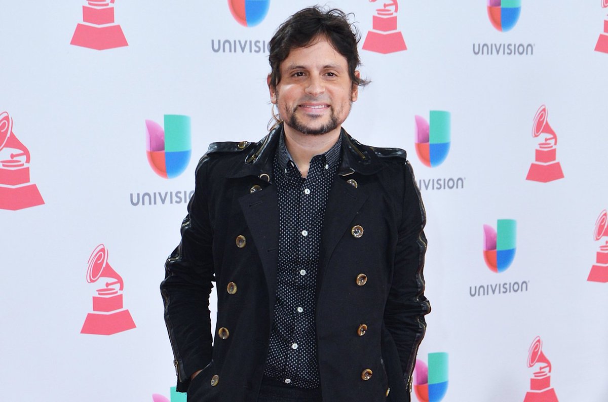 Otro #CompositorAtómico es @servando 🥰 Quien fue el 1er venezolano 🇻🇪 nominado por @Spotify a los premios #SecretGenius junto a otros famosos como @quincyjonesprod ✨ #DíaDelCompositor ✍️ 🎶