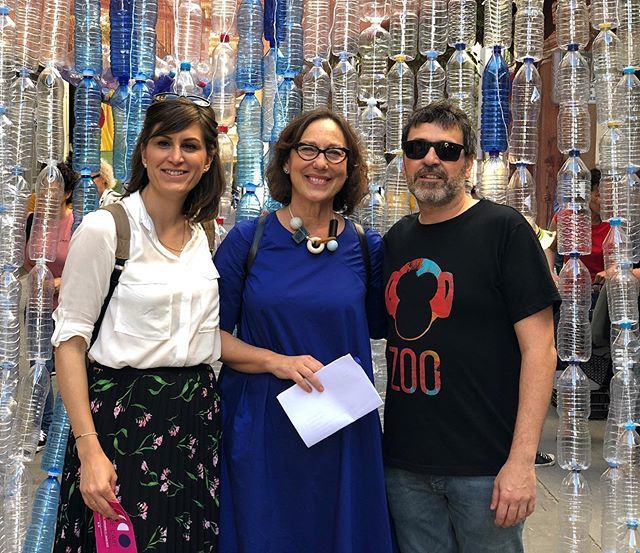 eConectadosSM's tweet photo. Hace casi una semana vivimos una noche mágica en La Nit de L'Art  de Castelló, que daba fin a meses de trabajo junto a Yvonne en la nueva imagen, web y una nueva forma de plantear el evento y de comunicar. Mucha pena que ya haya pasado todo, pero tenemos una sorpresa final 😃… https://t.co/FAyNgMZAi3