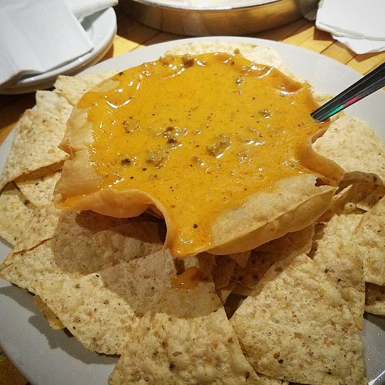 NachoMamasMD's tweet photo. Yummmmm Quessoooooooo
🤤🌶️🤤🌶️
#neverenough #cheesy #teamhubcap https://t.co/nhYe9qnMkp