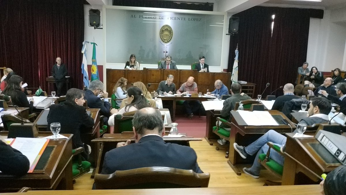 Con asistencia perfecta en el recinto, se dió comienzo la 5° #SesionOrdinaria para seguir trabajando por los vecinos de #VicenteLopez.