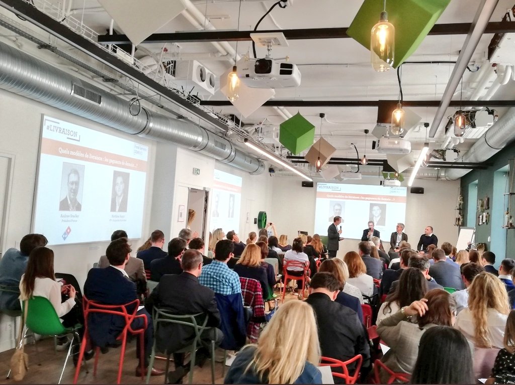 LaFoodTech's tweet photo. #Réservation #livraison #communication : @FoodServiceDDay fait le tour des véritables défis du #digital en #restauration aujourd'hui chez @cometmeetings 🍽️👨‍🍳📲 https://t.co/XkZewRXqnS