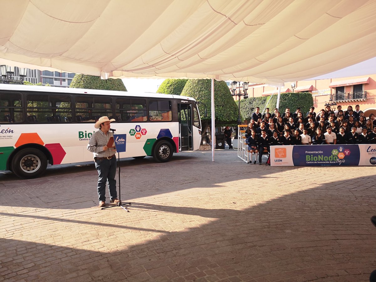 Rural_Leon's tweet image. Hoy presentamos el proyecto de Bionodo Bajío, un centro de innovación agropecuario que dará impulso al desarrollo del campo.

Este centro contará con un laboratorio mínimo viable que permitirá a productores acercarse a la tecnología de vanguardia, para un #LeónCadaVezMejor