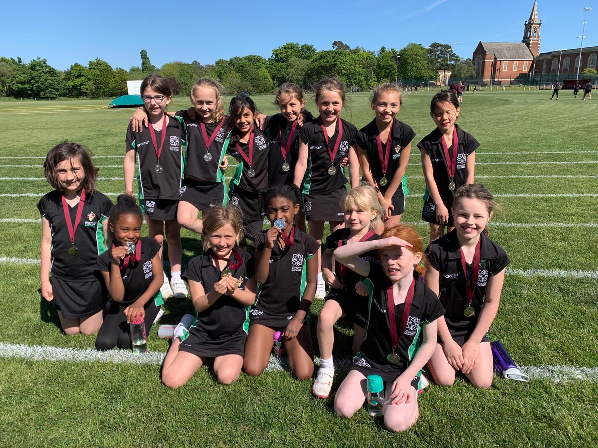 PhysEdSCPS's tweet photo. Silver Medals to both the Year 4 and Year 3 Athletics Teams! Well done girls! #SCPSSport #SCPSathletics https://t.co/IwiiDOoyLR